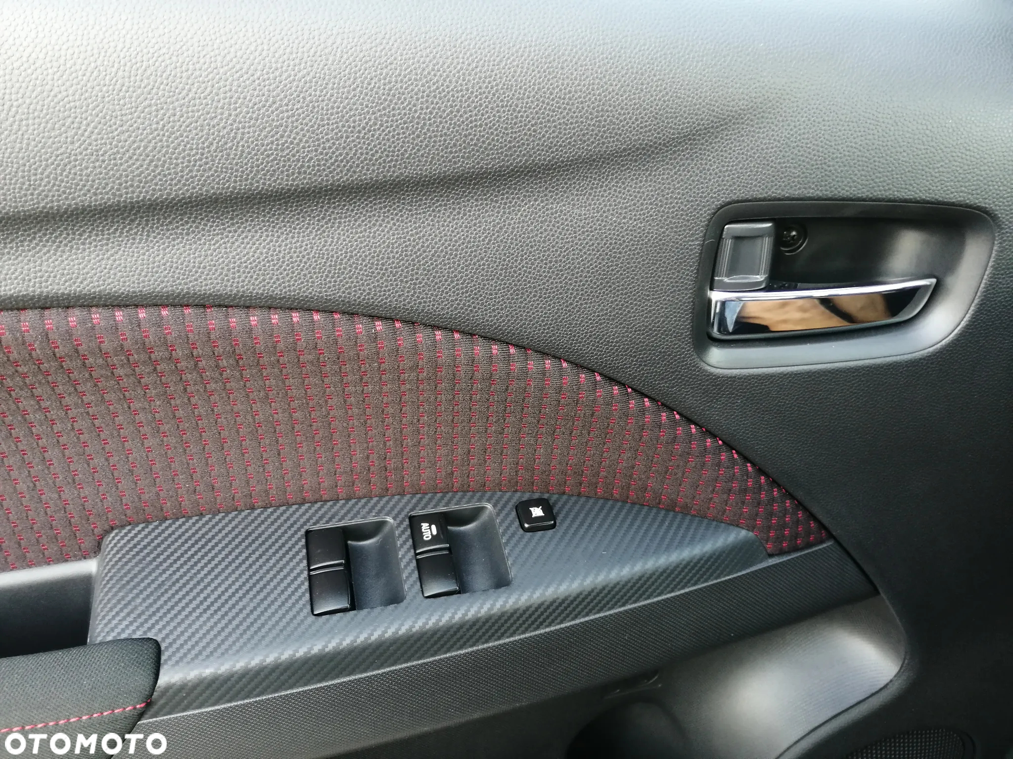 Mitsubishi Space Star AS&G 1.2 Select+ Black - 18