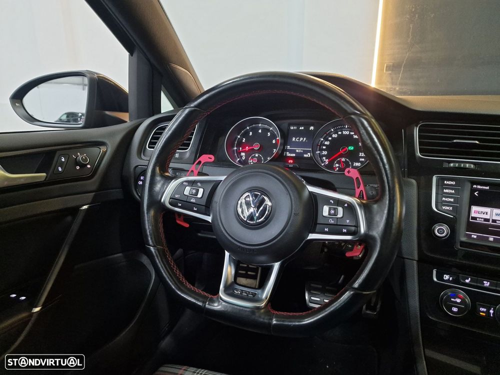 VW Golf 2.0 TSi GTi DSG - 25