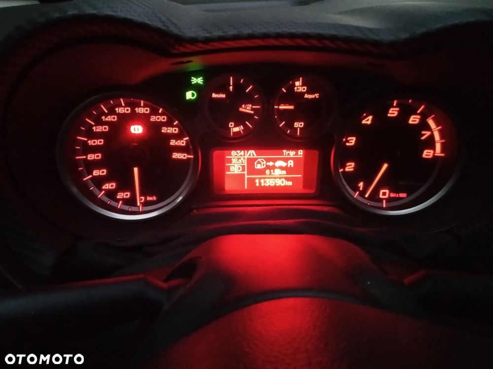 Alfa Romeo Mito - 13