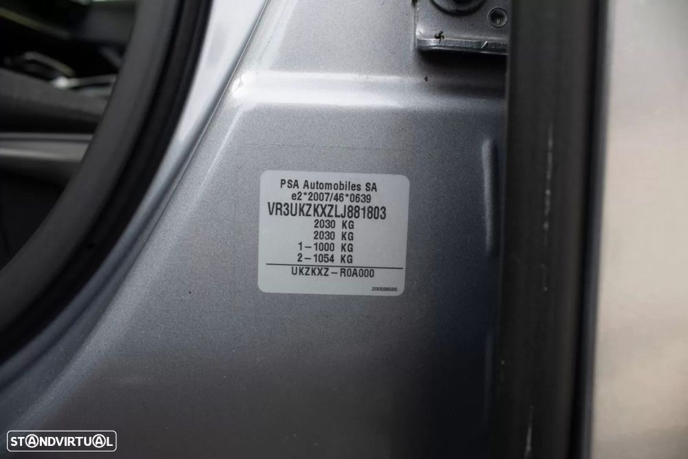 Peugeot e-2008 50 kWh Allure Pack - 43