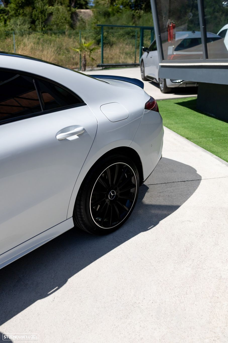 Mercedes-Benz CLA 250 e AMG Line - 17