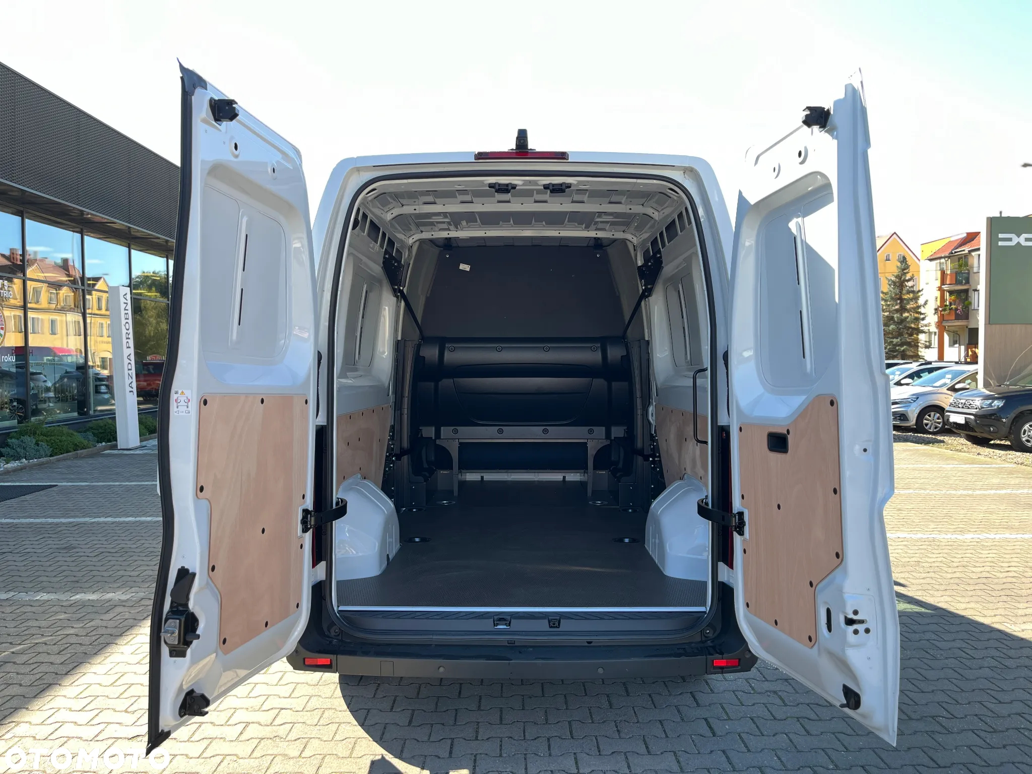 Renault Master FWD 3,5T L3H2 2.0 dCi 170 - 8