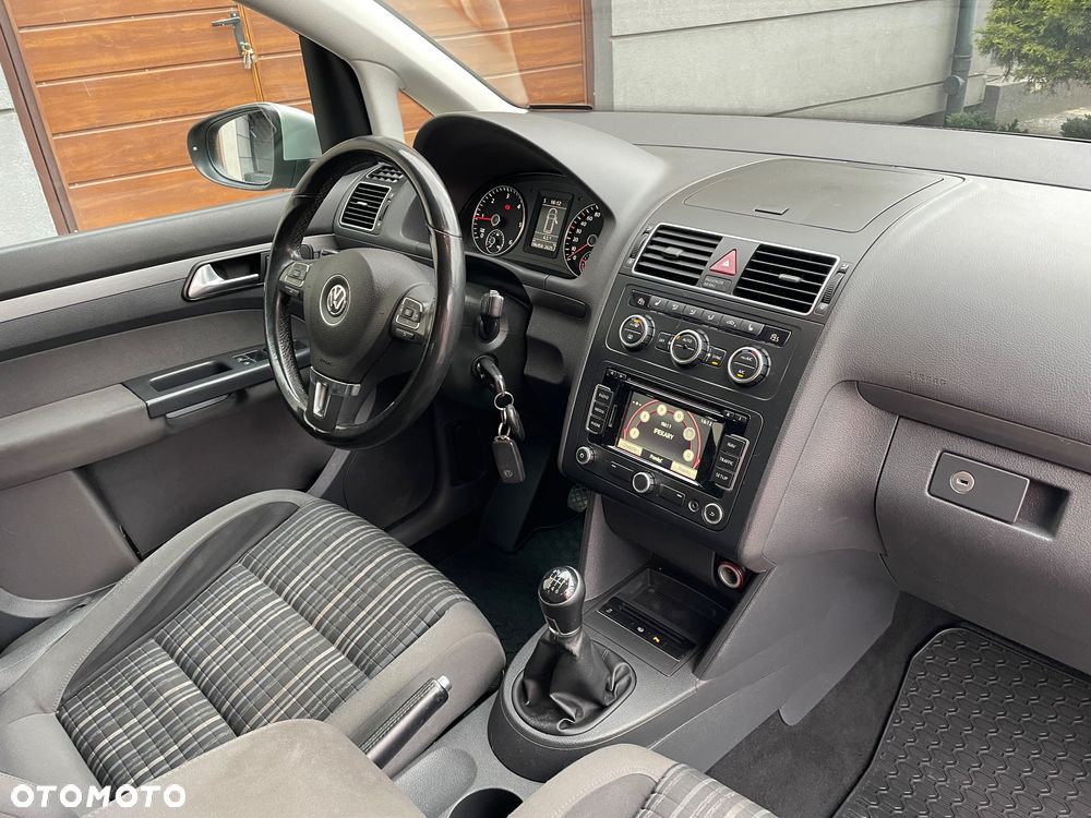 Volkswagen Touran 2.0 TDI DPF Cross Perfectline - 18