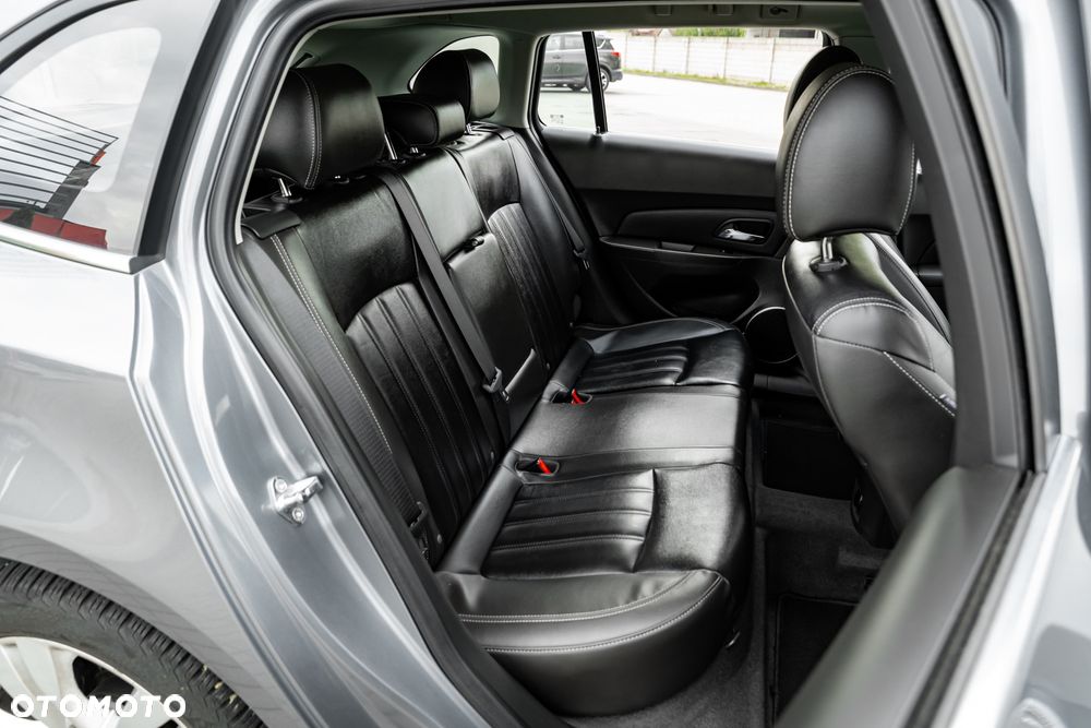 Chevrolet Cruze 1.4 T LT - 21