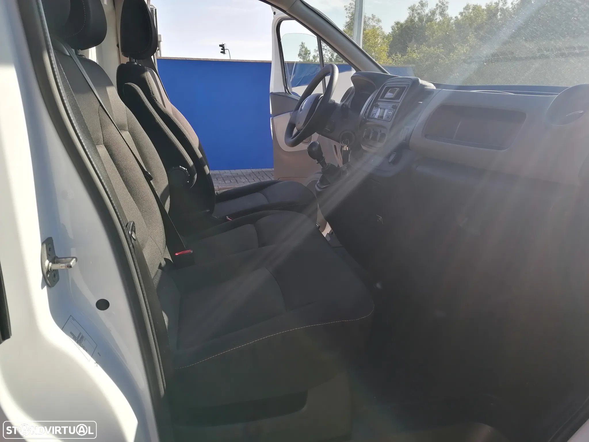 Renault Trafic/frio - 9
