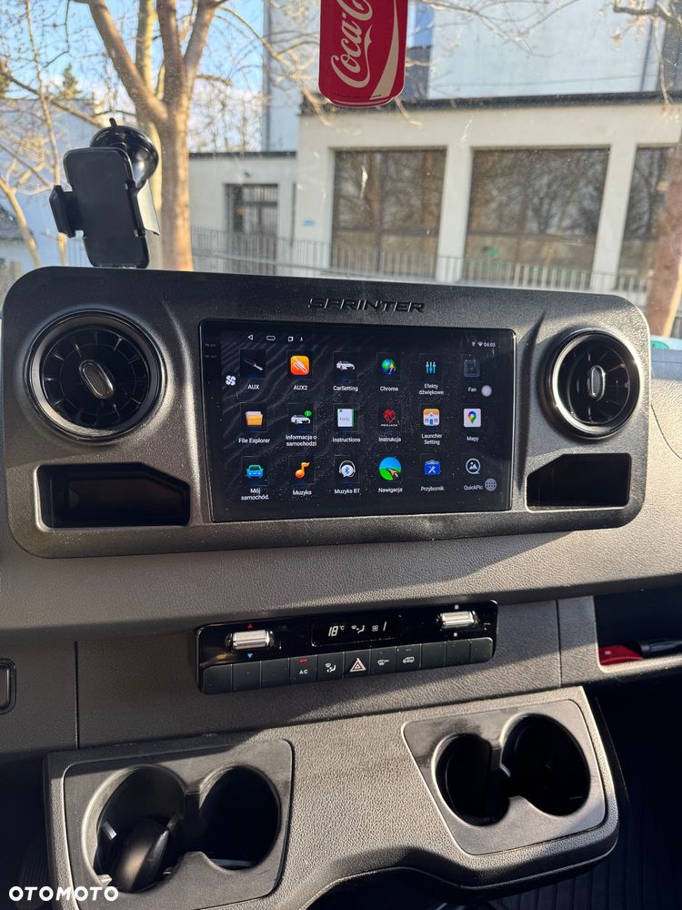 Mercedes-Benz Sprinter 907 - 25