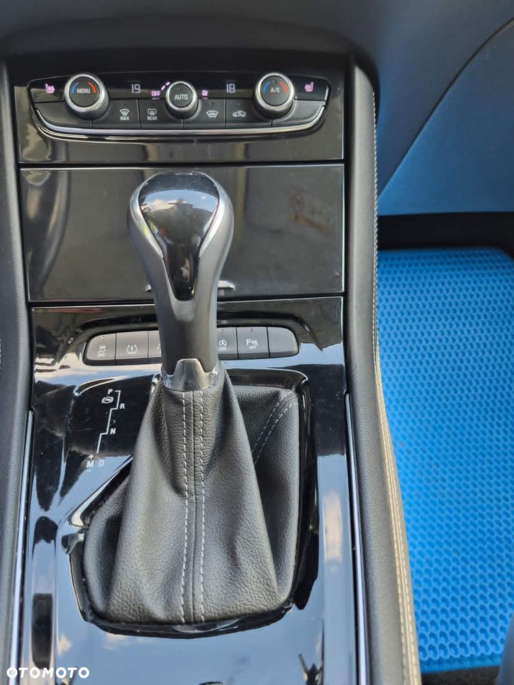 Opel Grandland X - 18