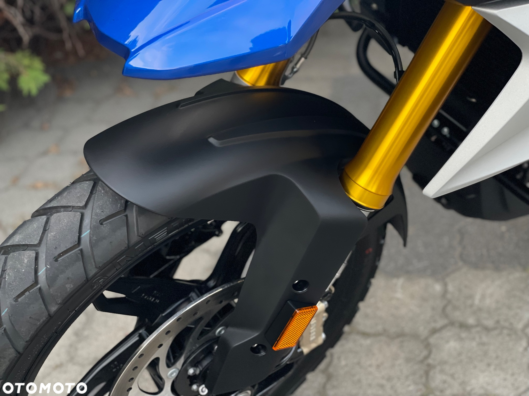 BMW G - 26