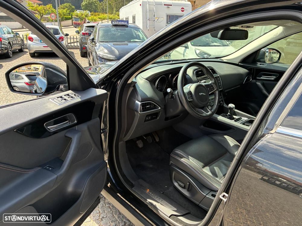 Jaguar F-Pace 2.0 i4D Prestige - 13