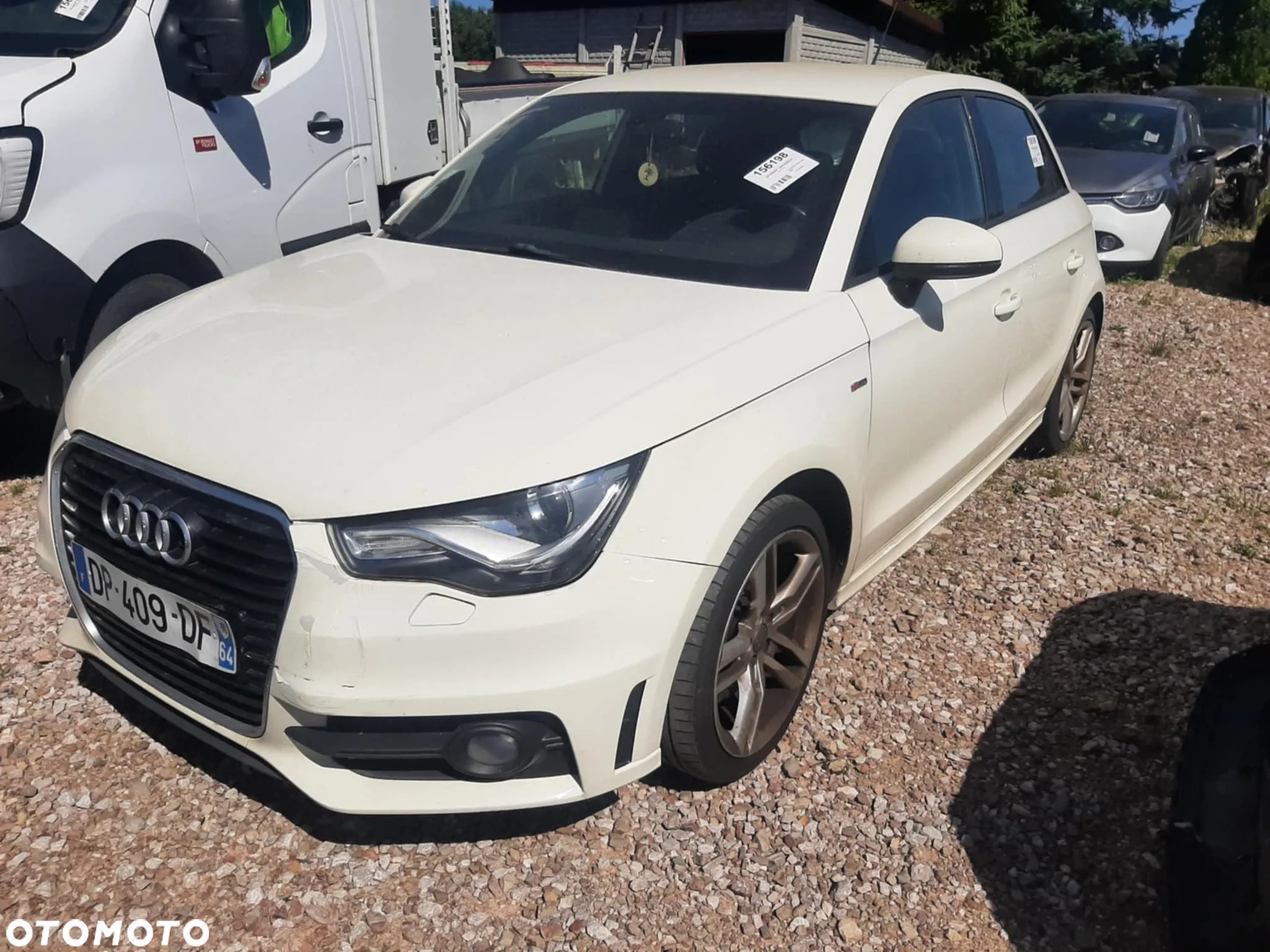 Audi A1 1.6 TDI Sportback S line Sportpaket - 2