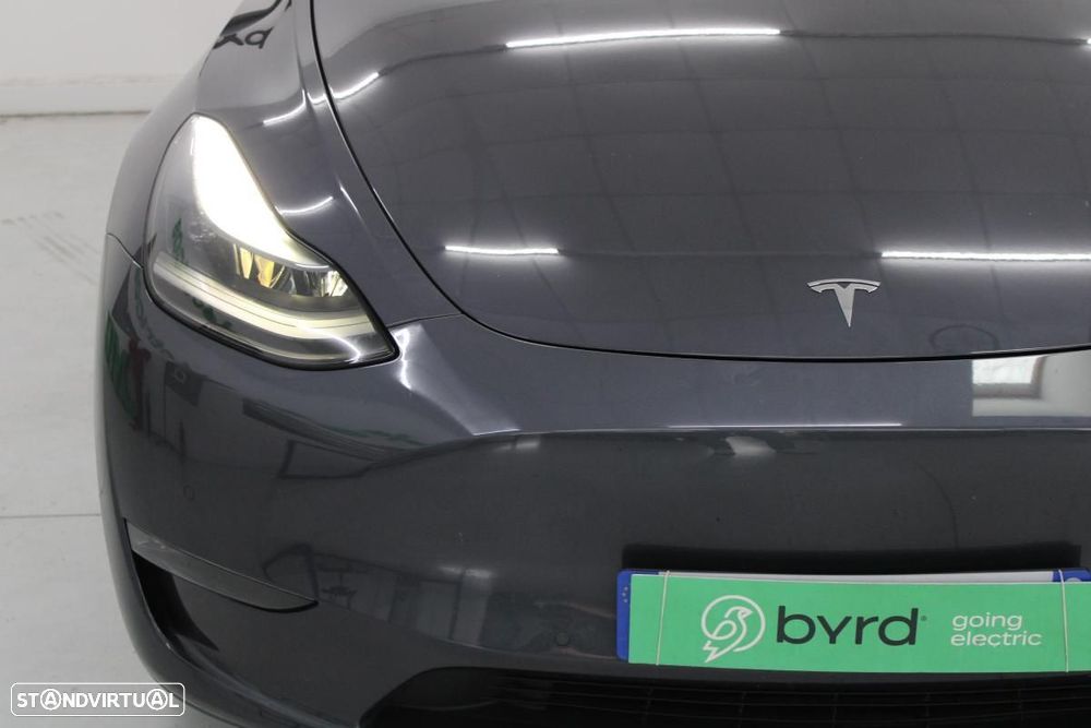 Tesla Model Y Long Range Dual Motor AWD - 3