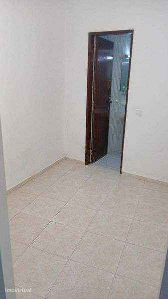 Arrenda-se Casa em Olhão - Grande imagem: 4/12