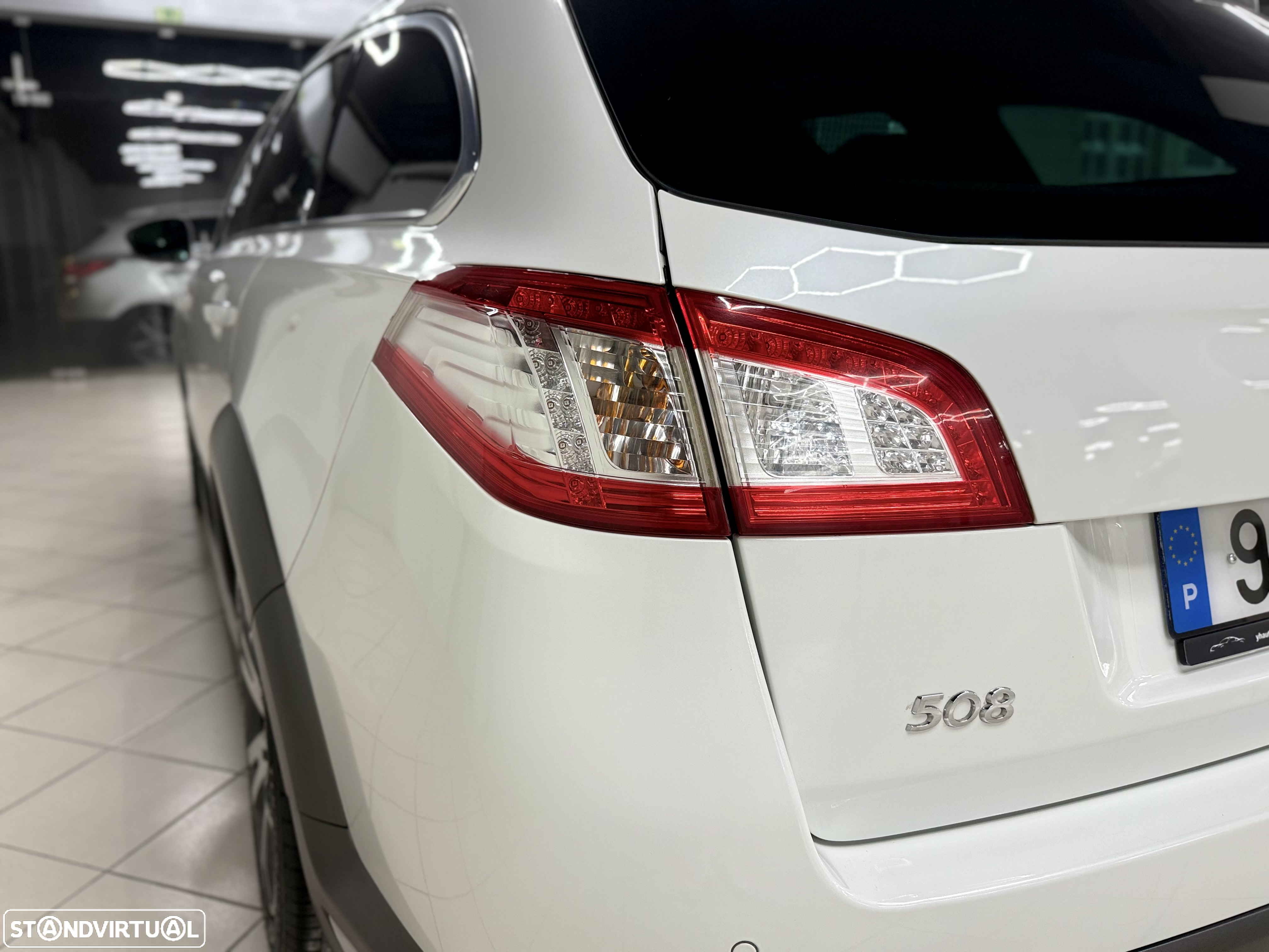 Peugeot 508 RXH 2.0 HDi Hybrid4 2-Tronic - 12