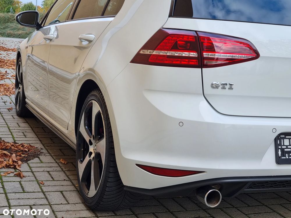 Volkswagen Golf VII 2.0 TSI BMT GTI - 13
