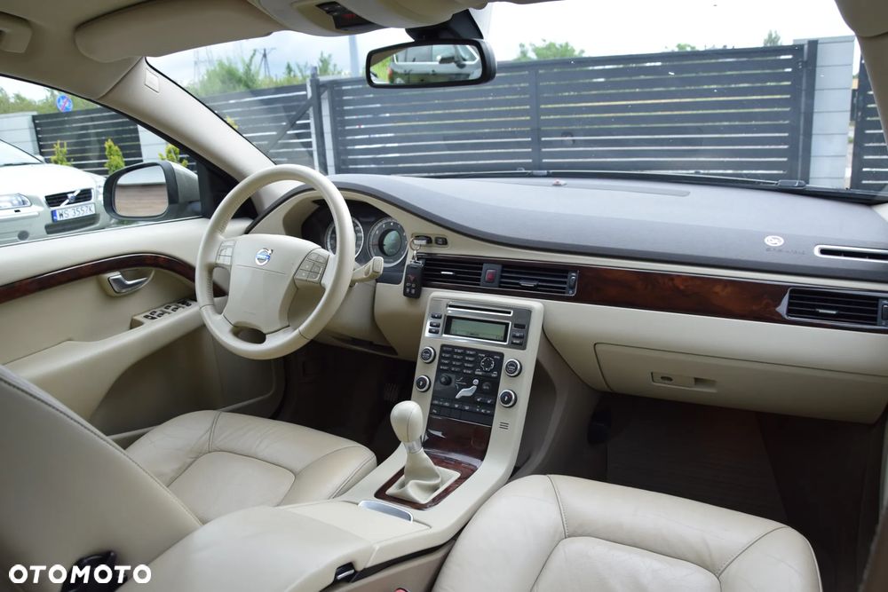 Volvo V70 - 28