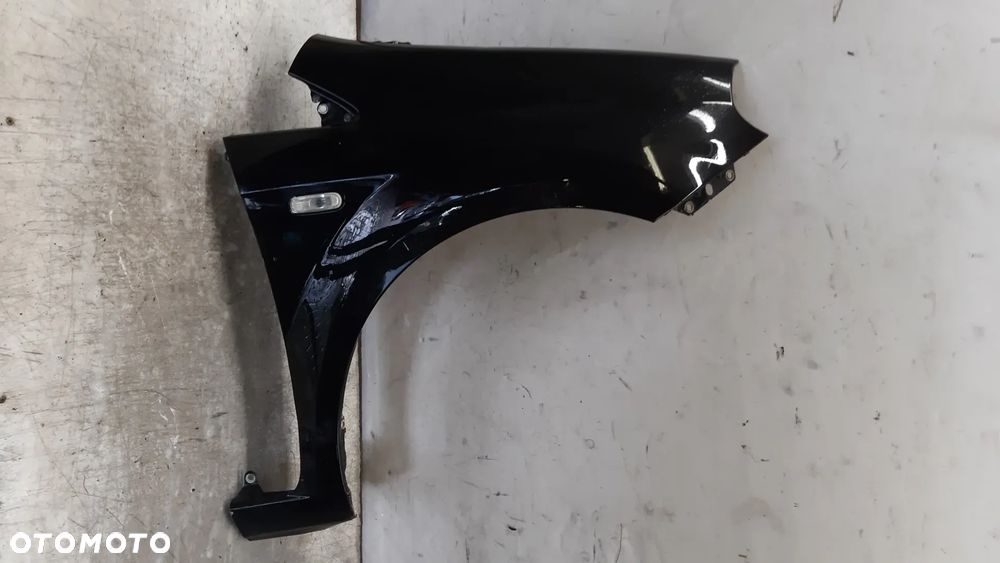 * BŁOTNIK PRZEDNI PRZÓD PRAWY FIAT GRANDE PUNTO 891B 891/B CZARNY - 1