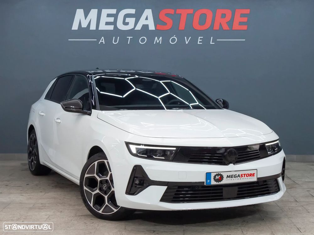 Opel Astra 1.2 T GS Aut. - 1