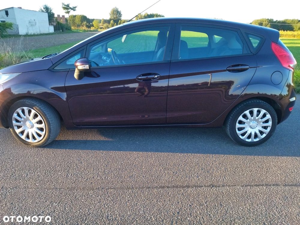 Ford Fiesta 1.25 Ambiente - 8