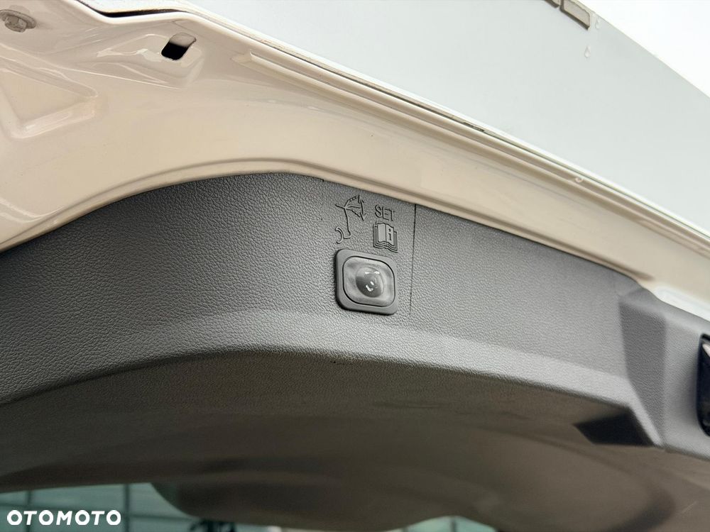 Ford Kuga 1.5 EcoBoost FWD Titanium ASS - 25