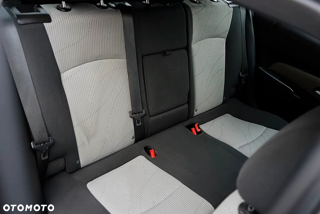 Chevrolet Cruze - 22