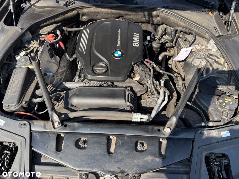 BMW Seria 5 520d - 17