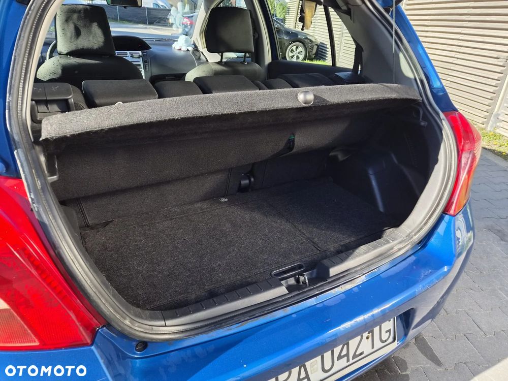 Toyota Yaris 1.0 Luna - 15