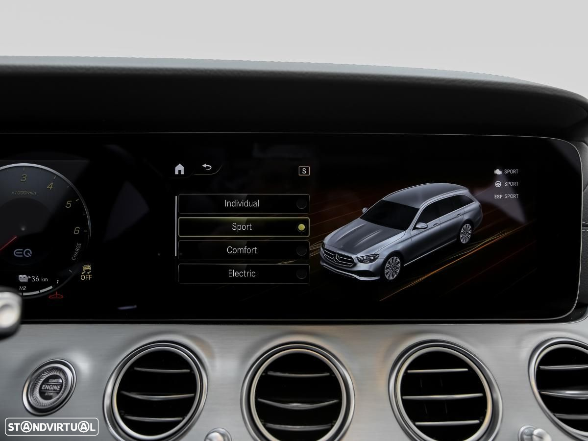 Mercedes-Benz E 300 de 4Matic T 9G-TRONIC AMG Line - 36