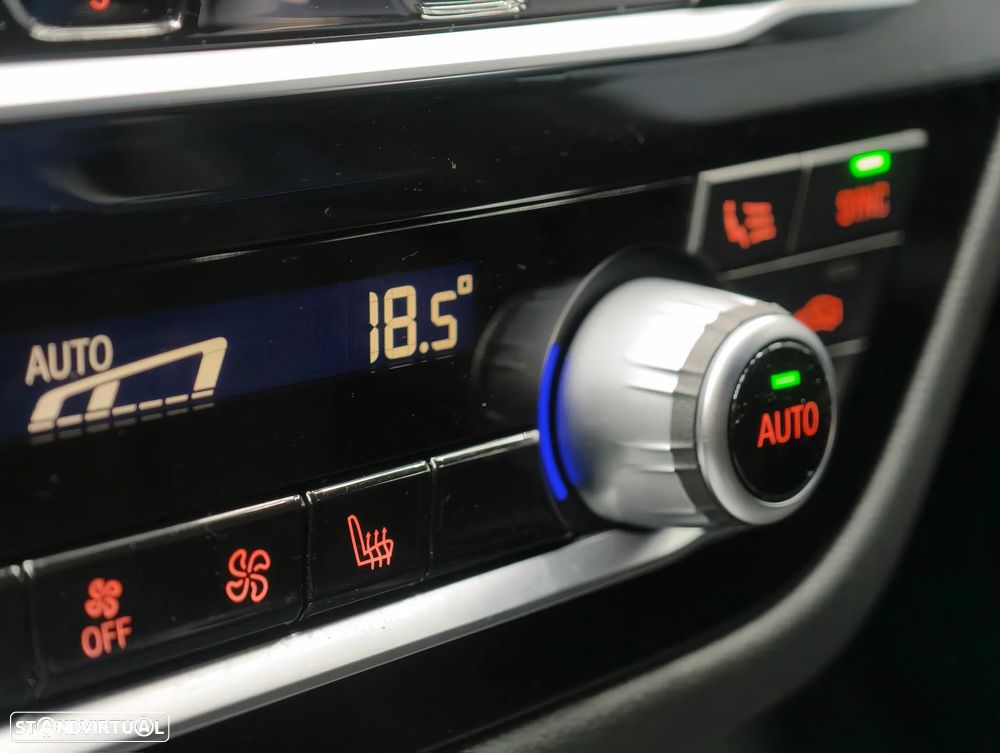 BMW 530 e Pack M - 27