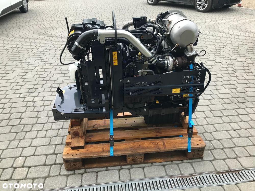 SILNIK ISEKI E4FH 36kW 27000netto MASSEY FERGUSON 2800 E 1800 E 2800 M - 8