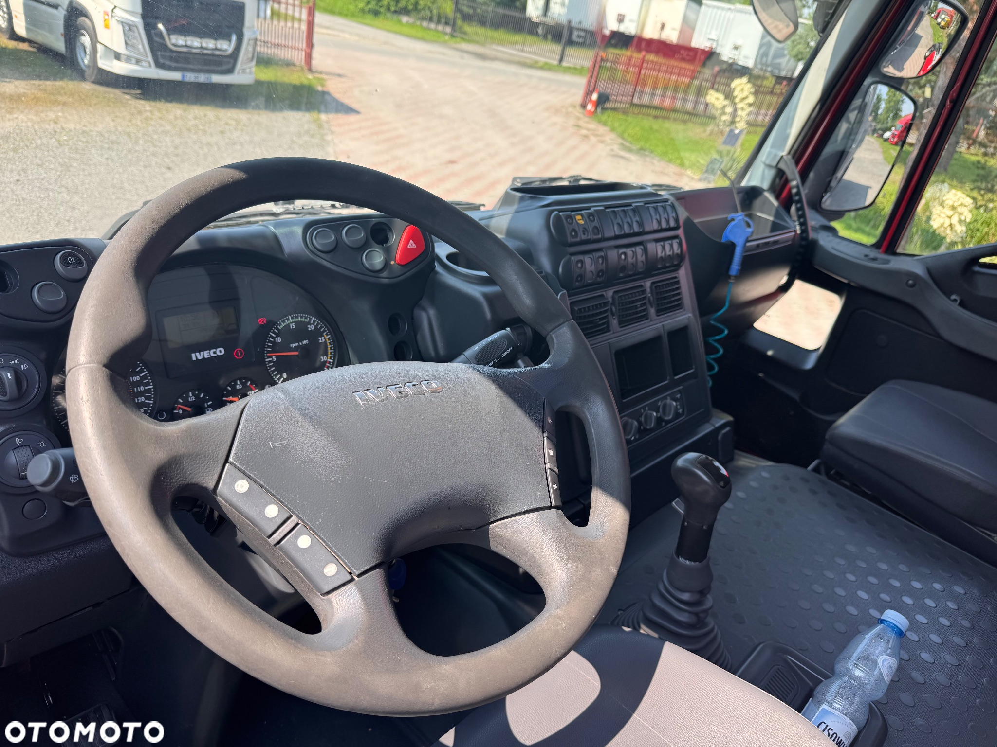 Iveco TRAKKER 360 euro 5 6x4 Only 130 tys km - 3