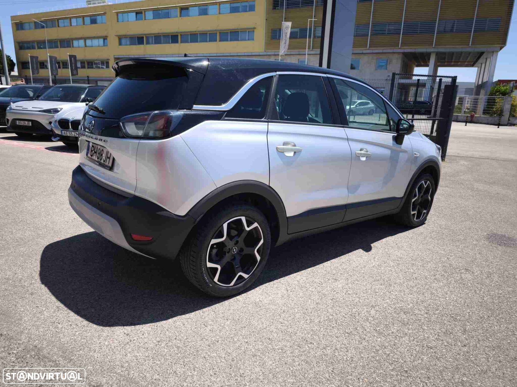 Opel Crossland 1.2 T Elegance - 3