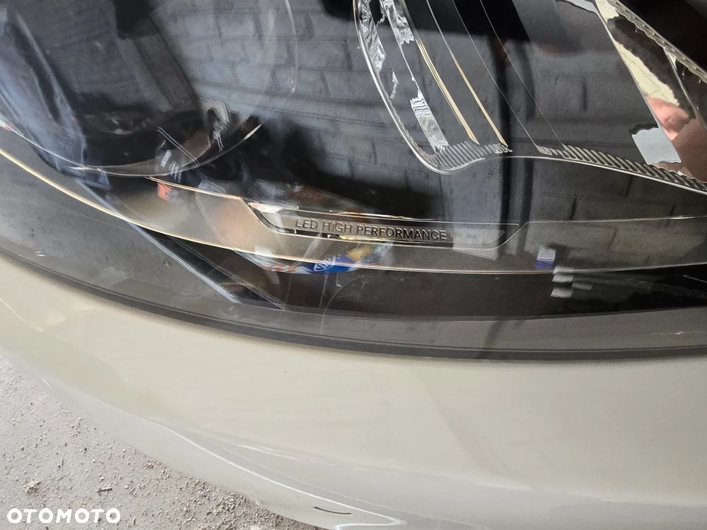 Mercedes-Benz Klasa C 200 7G-TRONIC - 11