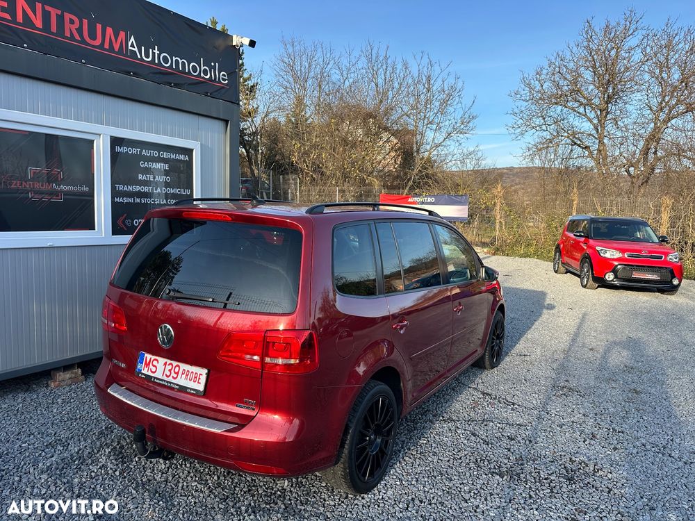 Volkswagen Touran 1.6 TDI DPF BlueMotion Technology Comfortline - 11