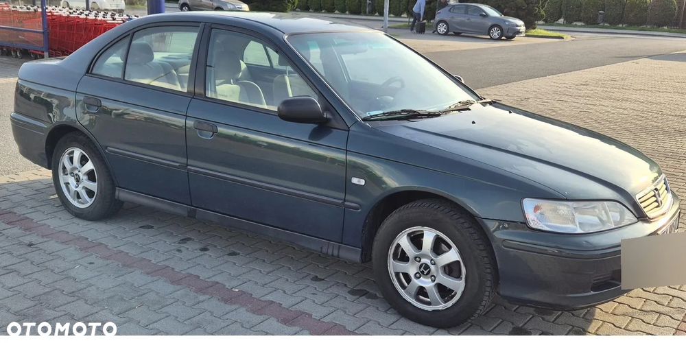 Honda Accord 1.8i LS - 3