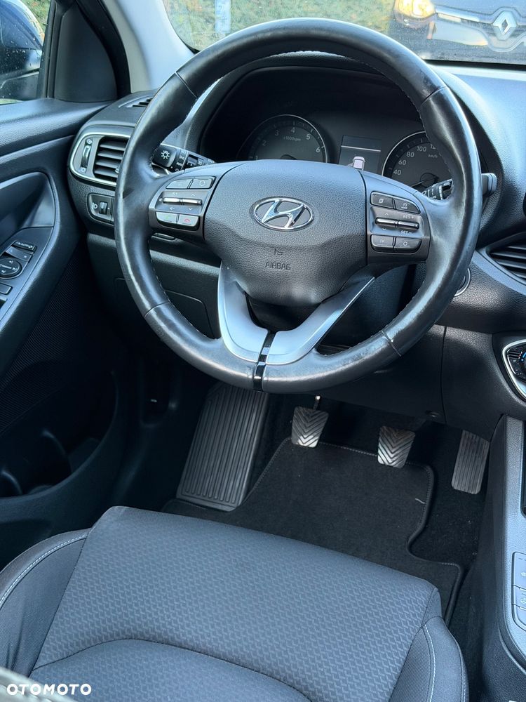 Hyundai i30 1.4 T-GDI Premium - 12