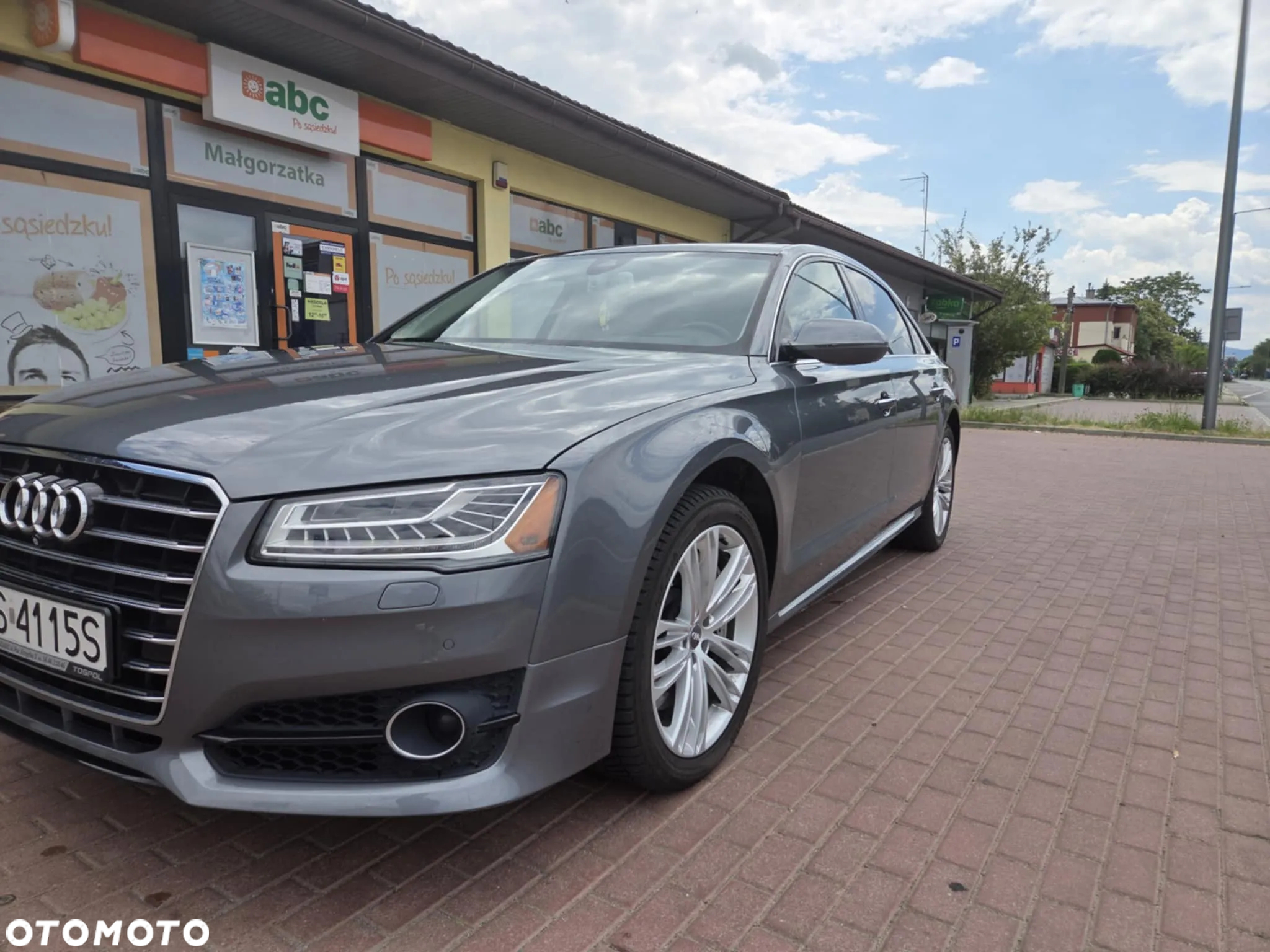 Audi A8 - 7