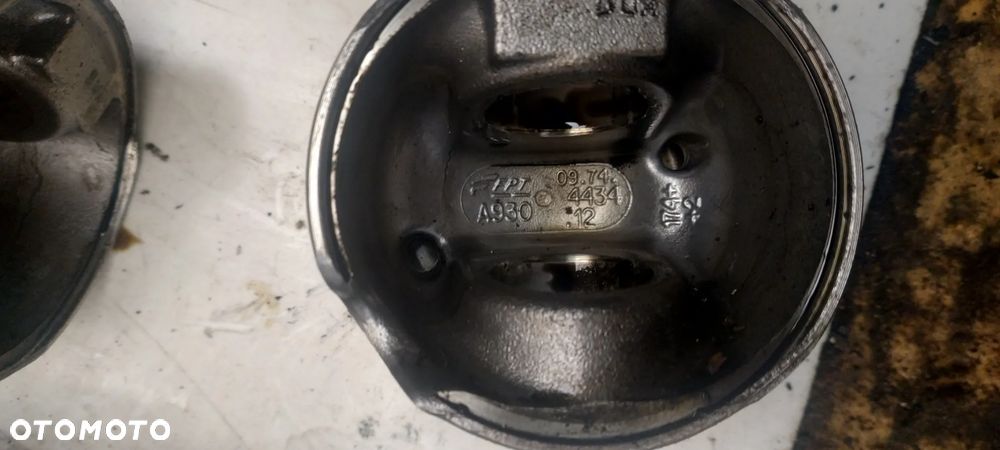 FIAT Ducato 2,3 JTD HPI IVECO Euro 6 tłok A930 09,74 4434 - 1