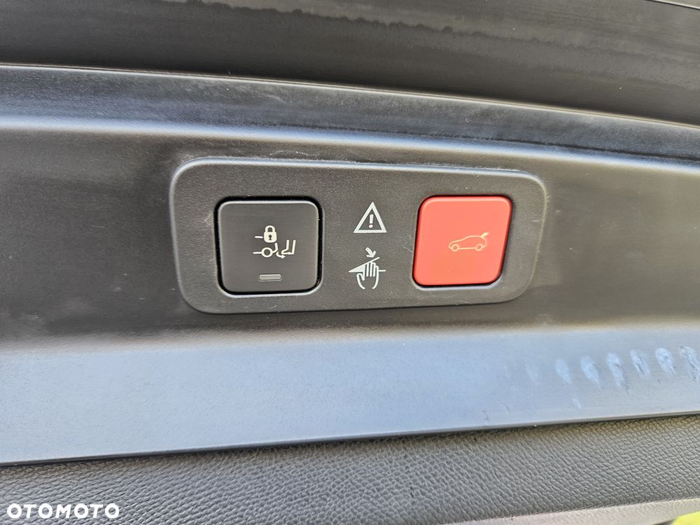 Peugeot 5008 - 22