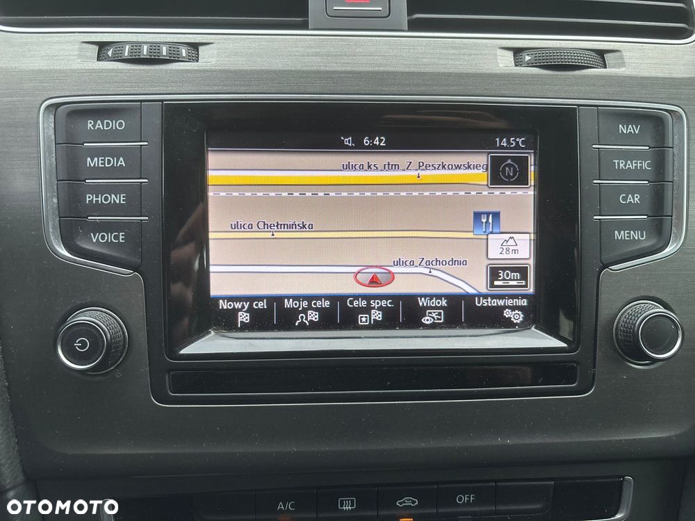 Volkswagen Golf 2.0 BlueTDI Comfortline - 35