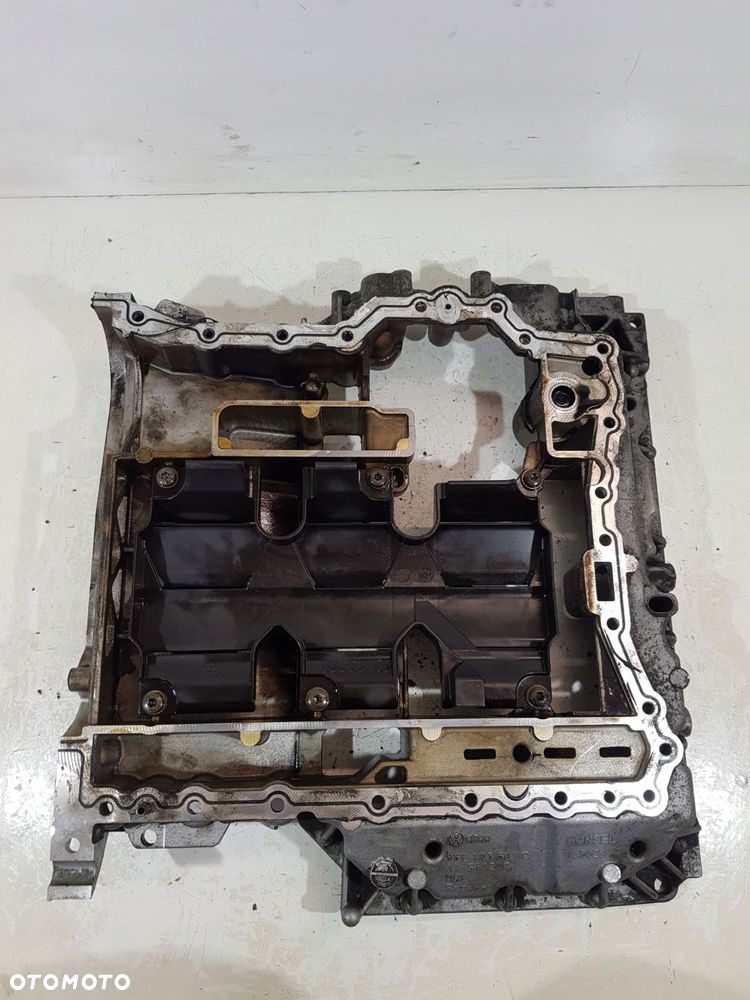 podstawa miski olejowej 06e103603q vw audi a6 c6 a4 3.2 fsi - 6