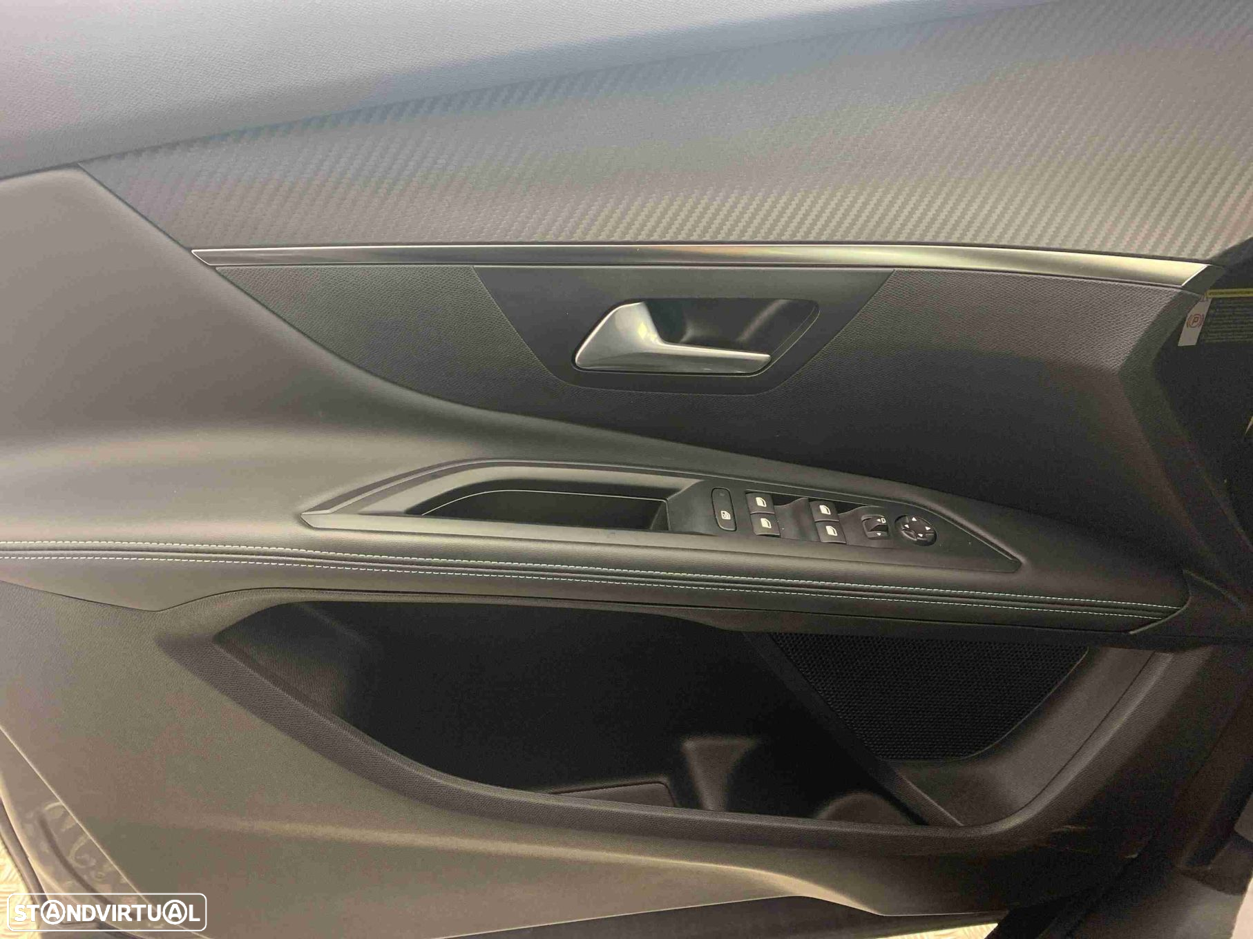 Peugeot 5008 1.5 BlueHDi Allure Pack EAT8 - 10