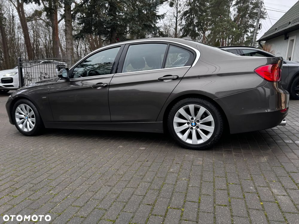 BMW Seria 3 - 32