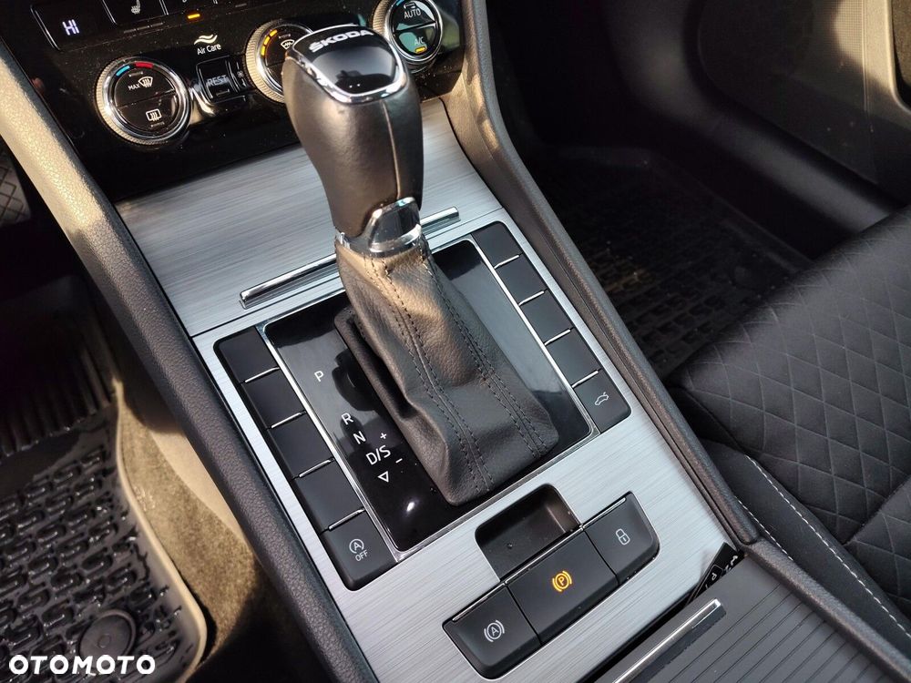 Skoda Superb - 23