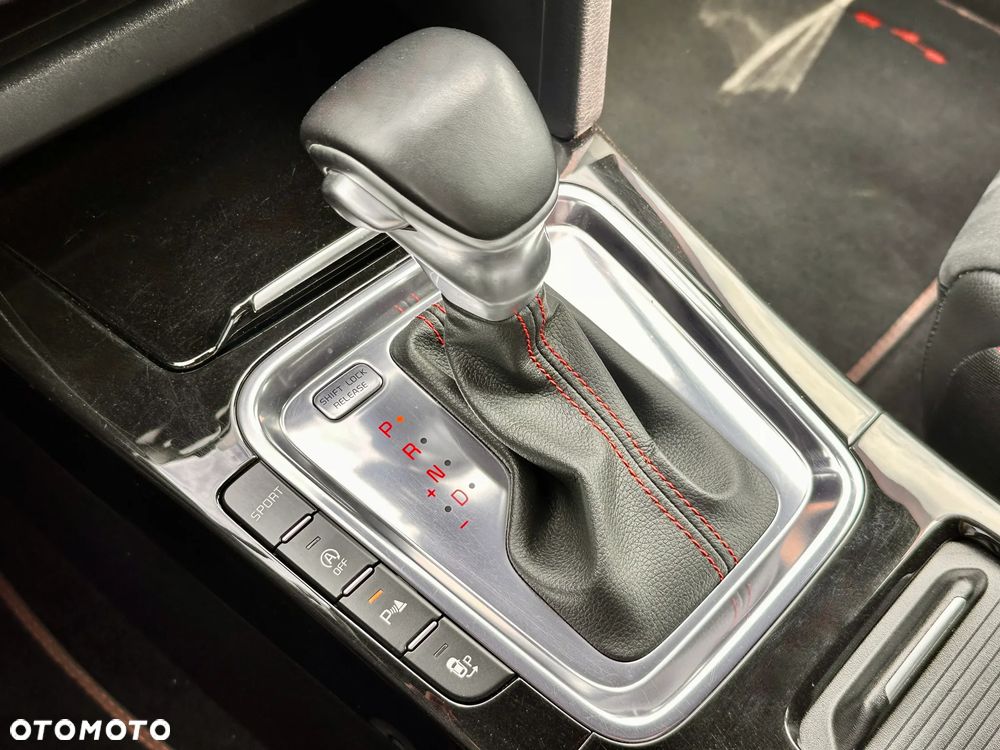 Kia ProCeed 1.6 T-GDI DCT7 OPF GT - 25