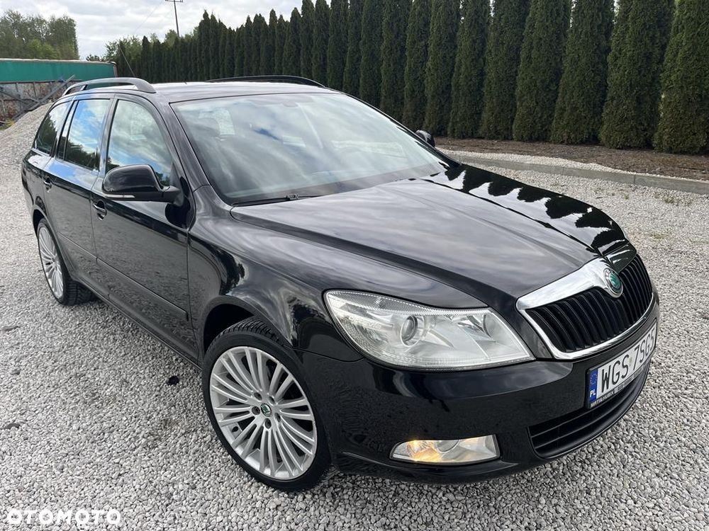 Skoda Octavia 1.6 TDI DPF Ambiente - 2