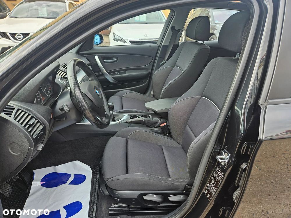 BMW Seria 1 118i Edition Sport - 5