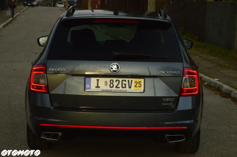 Skoda Octavia 2.0 TDI (Green tec) RS - 16