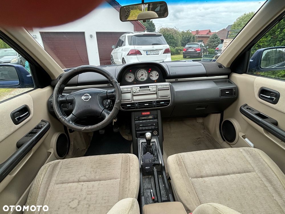 Nissan X-Trail 2.0 4x2 Comfort - 14