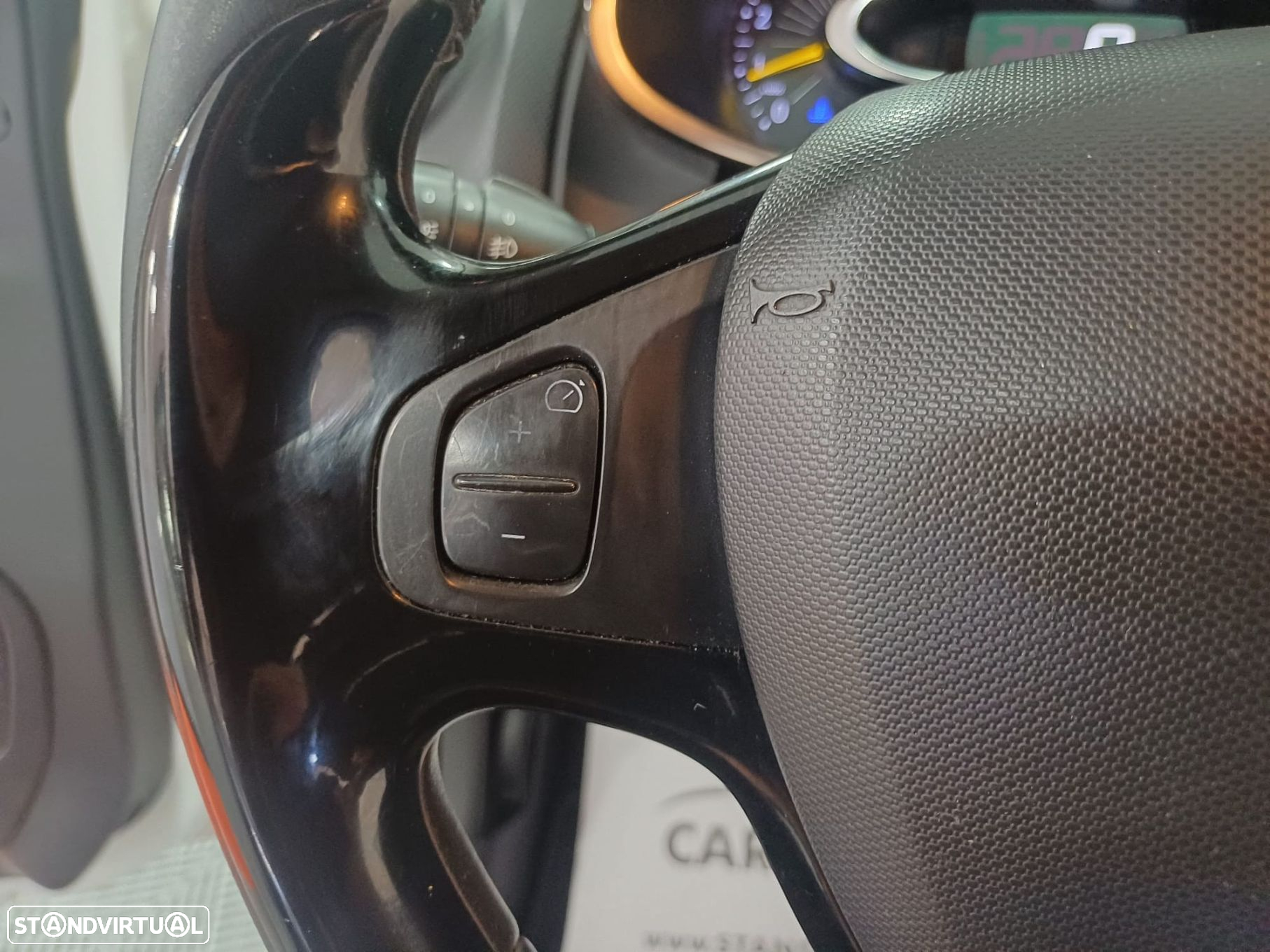 Renault Clio 1.5 dCi Dynamique S - 15
