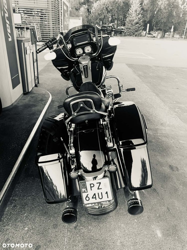 Harley-Davidson Touring Road Glide - 8